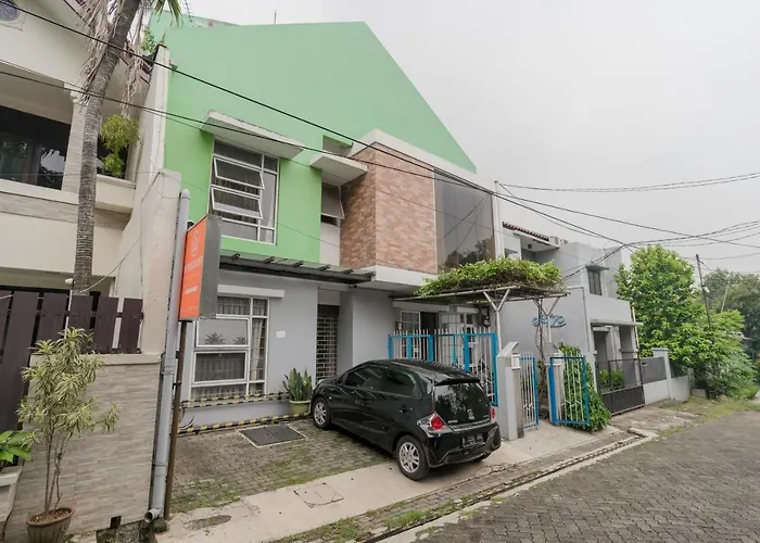 Koolkost Syariah Near Pejaten Village 2 Jakarta